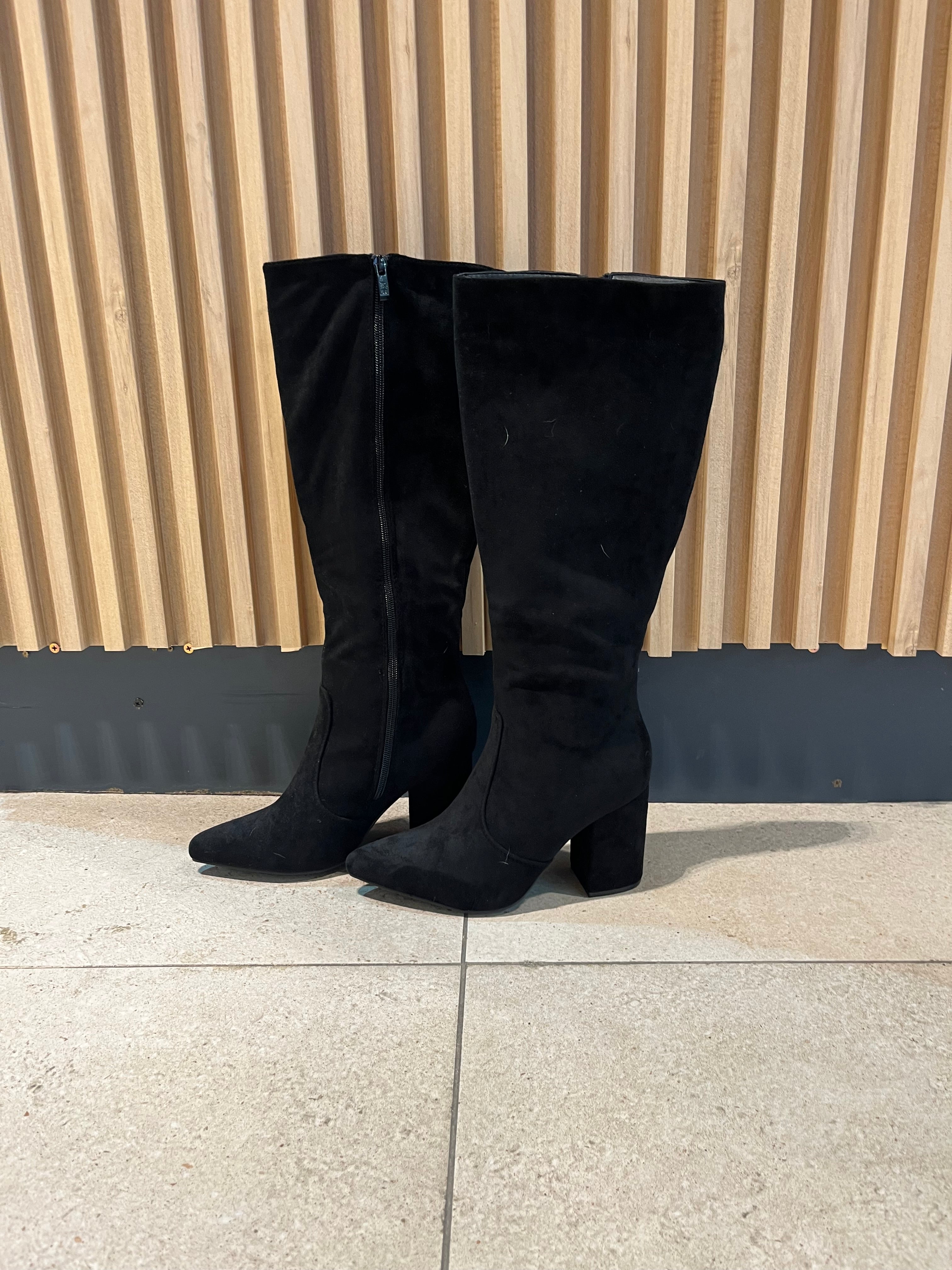 Bota Milano